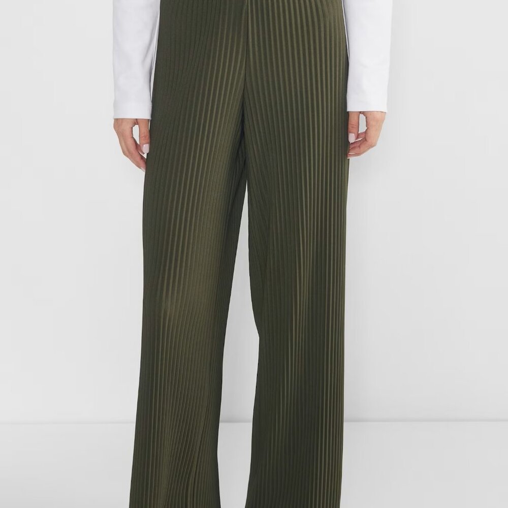 ARITZIA BABATON SKILLED PANT BNWT DARK OLIVE XXS FREE PUROLATOR SHIPPING!